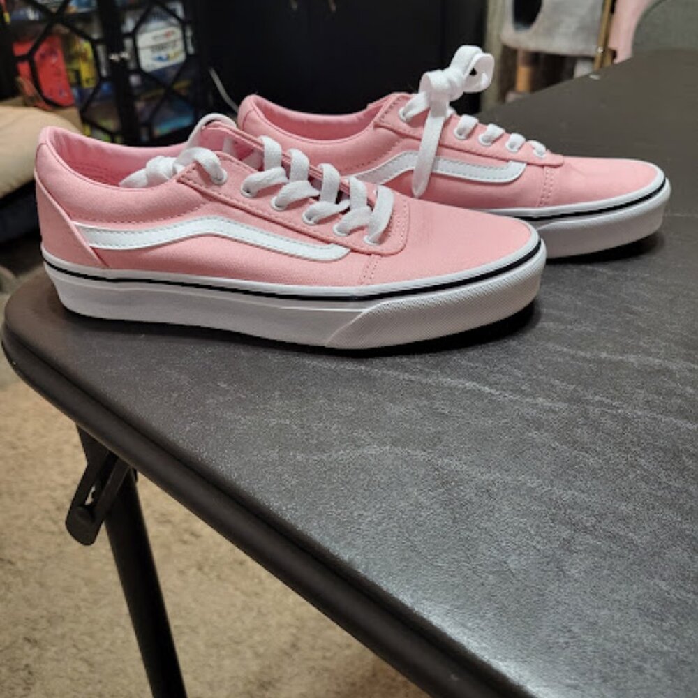 Vans Size 4